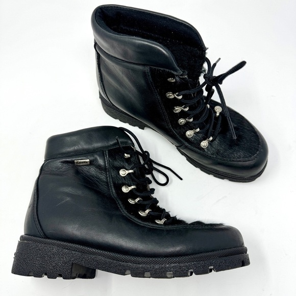 Sorel Shoes - Sorel Black Fur Lace Up Boots